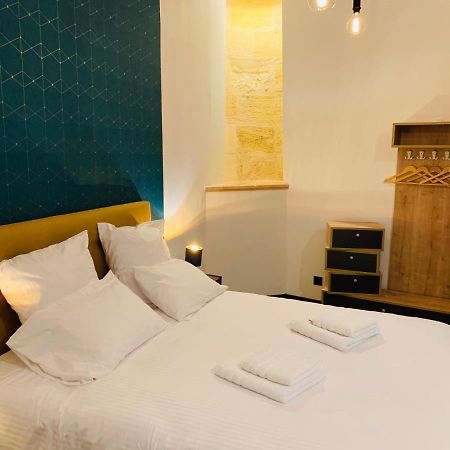 L'Atelier D'Hugla Apartment Бордо Екстериор снимка